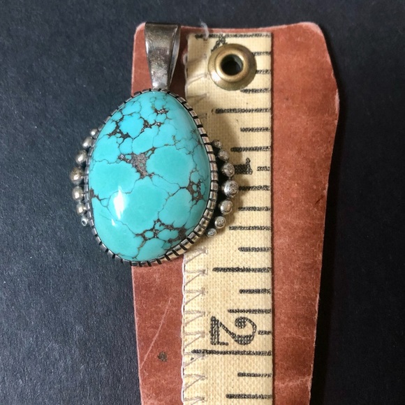 Signed Navajo turquoise and Sterling pendant - Picture 6 of 14